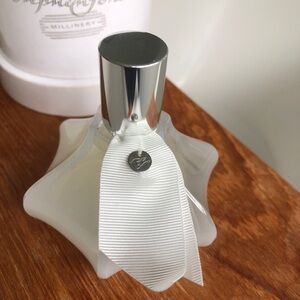 Comme des Garcons White Star-Shaped Bottle Collectiple Luxury Frangance NEW.55ml